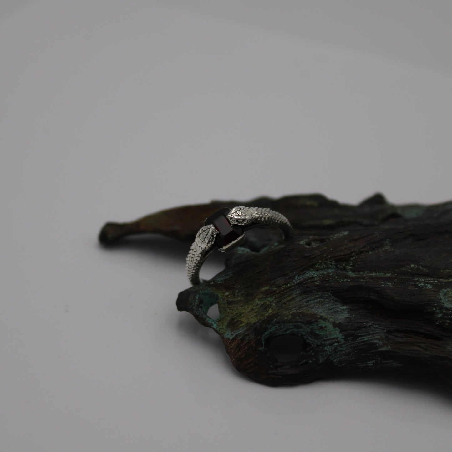 Serpent's Bite Ring - JF Fantasy Jewelry