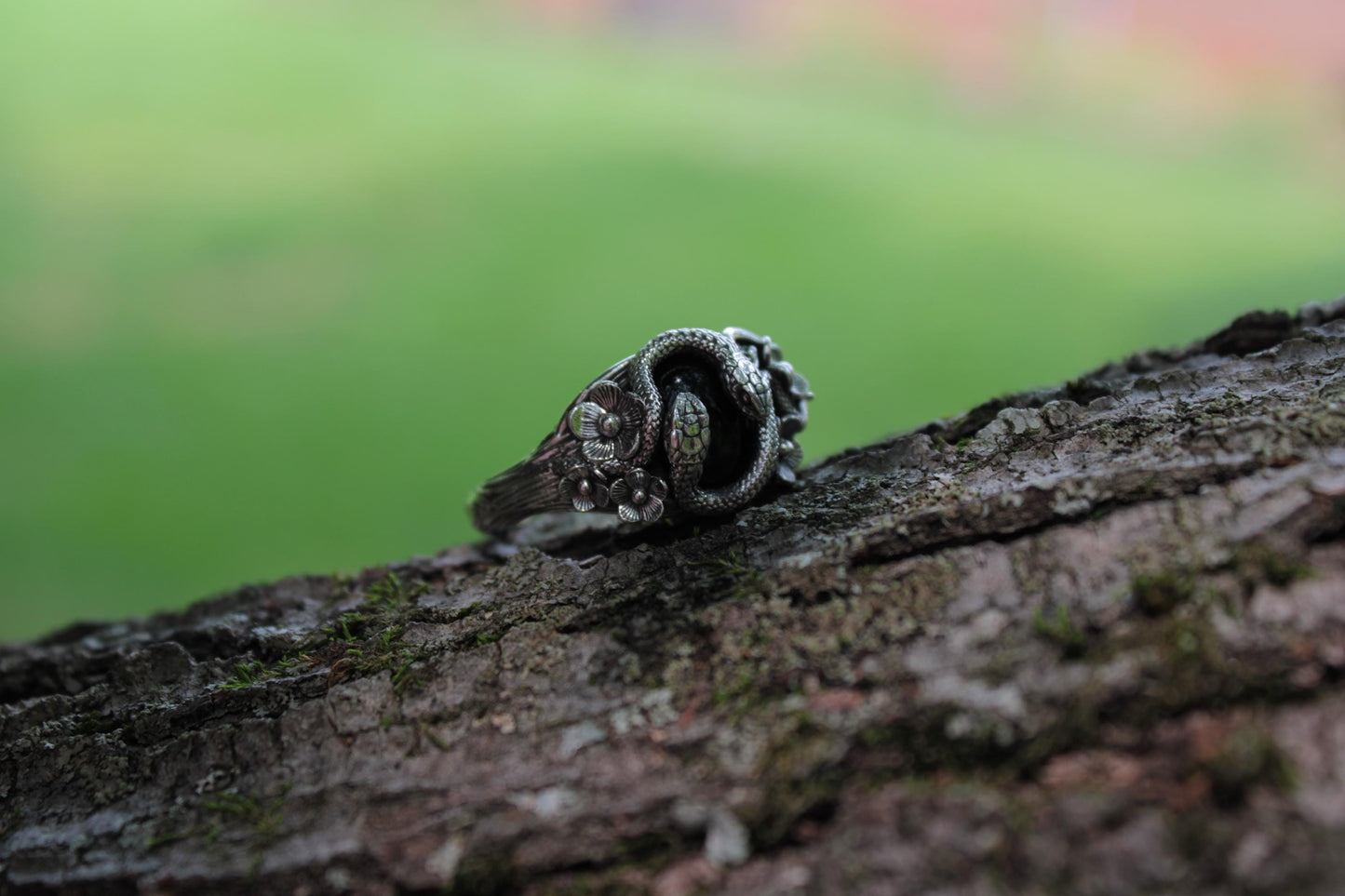 Snake & Bloom Ring – Black Onyx Serpent Ring
