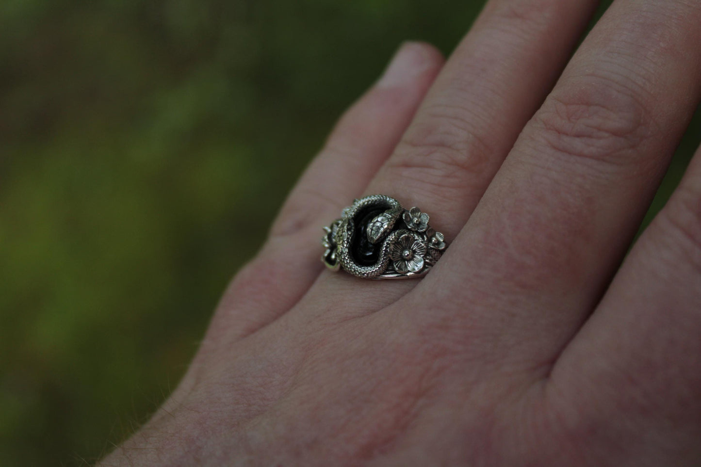 Snake & Bloom Ring – Black Onyx Serpent Ring