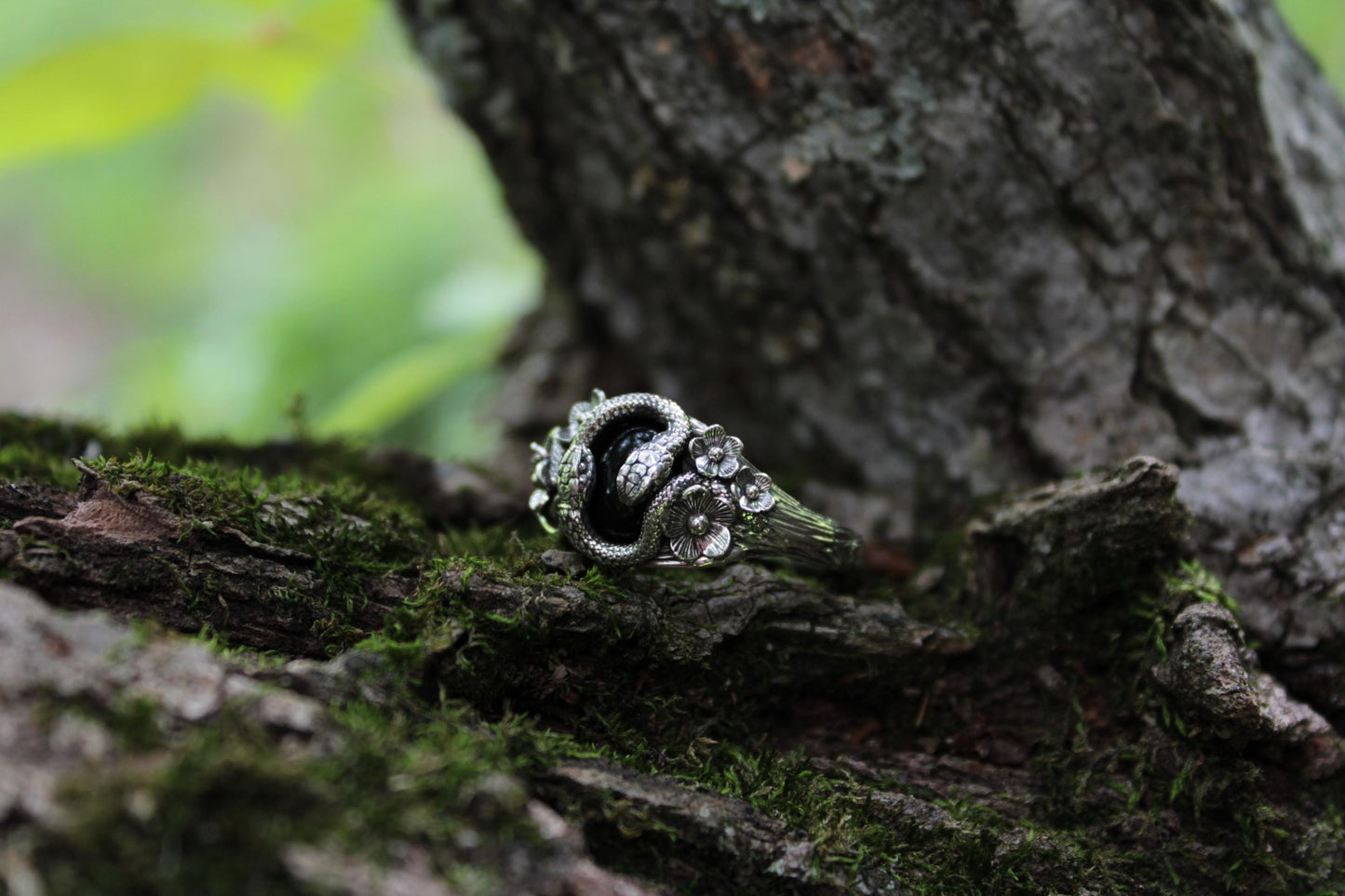 Snake & Bloom Ring – Black Onyx Serpent Ring