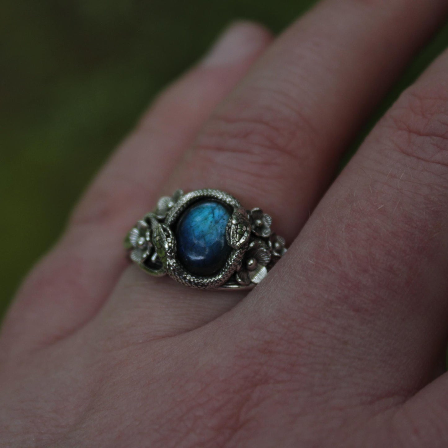 Snake & Bloom Ring – Labradorite Serpent Ring