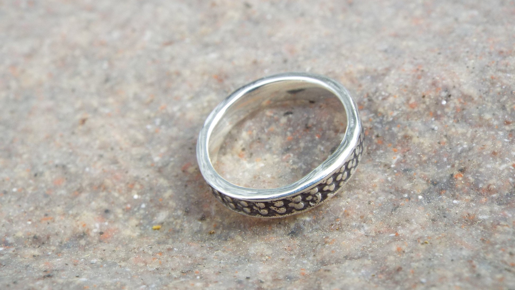 Dragon-scale narrow band - JF Fantasy Jewelry