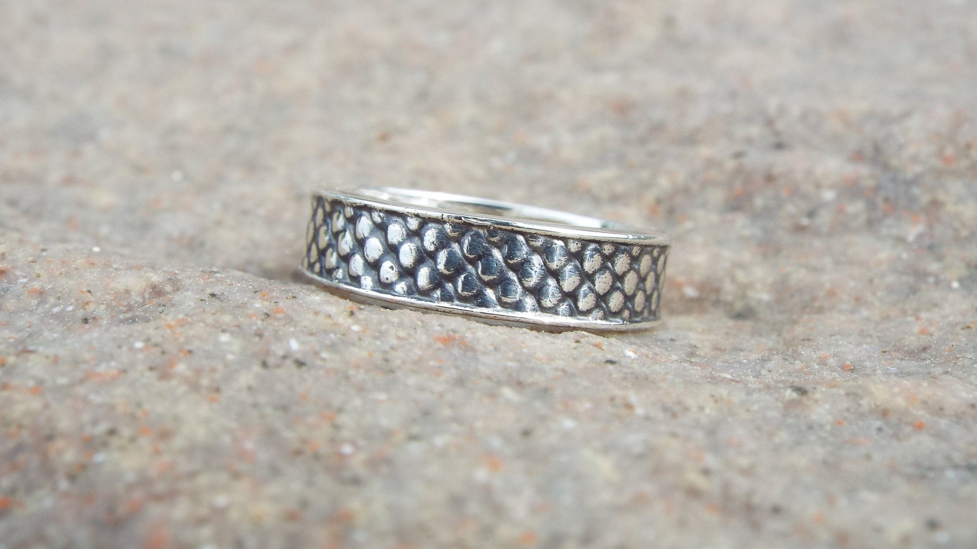 Dragon-scale Wide band - JF Fantasy Jewelry
