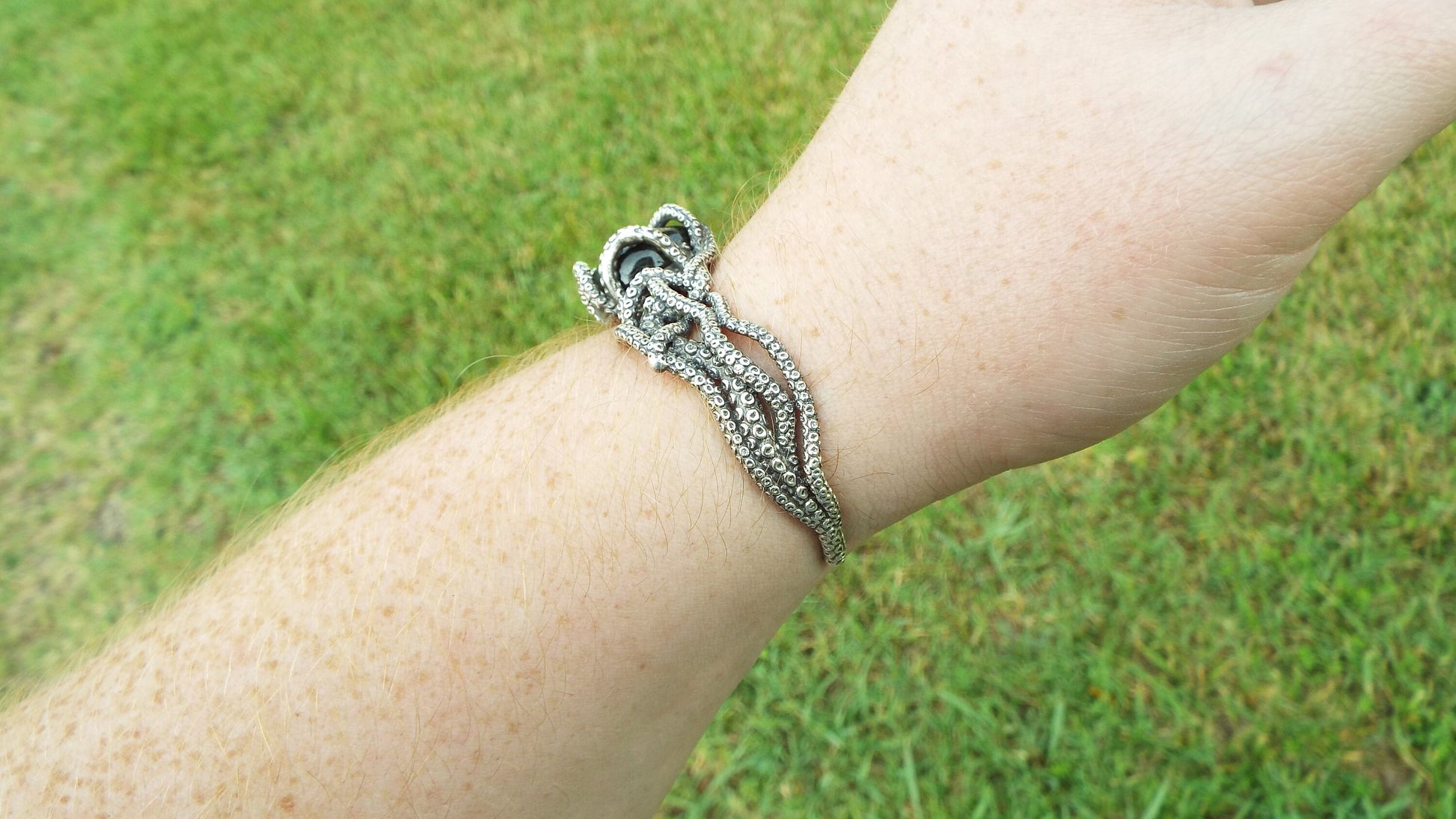 Kraken Labradorite Bracelet - JF Fantasy Jewelry
