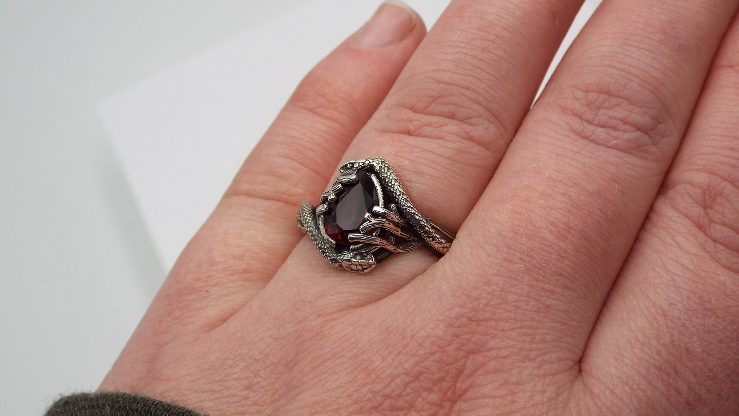 Teardrop Garnet Snake Ring - JF Fantasy Jewelry