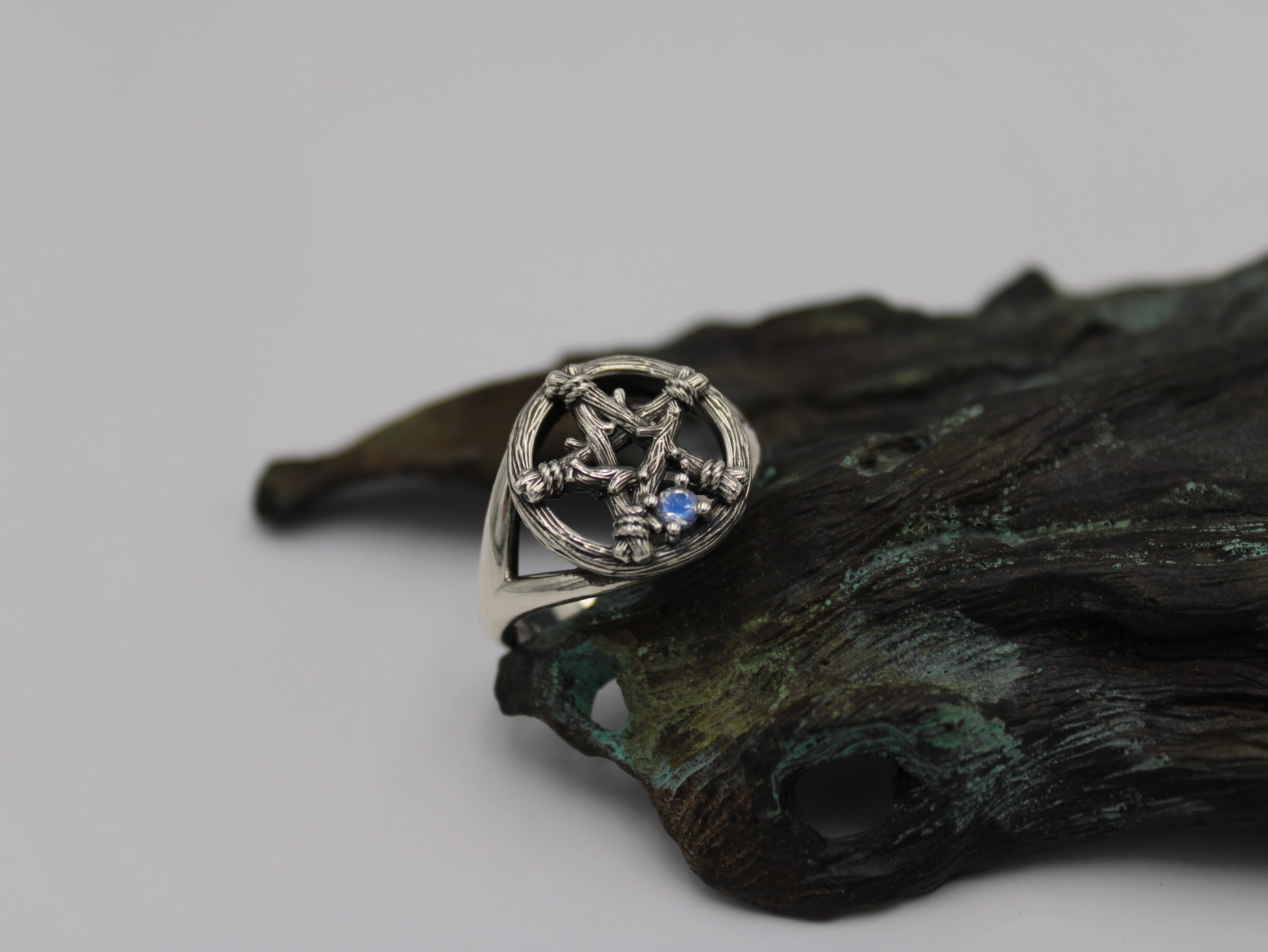 Witch's Star - Moonstone Ring - JF Fantasy Jewelry