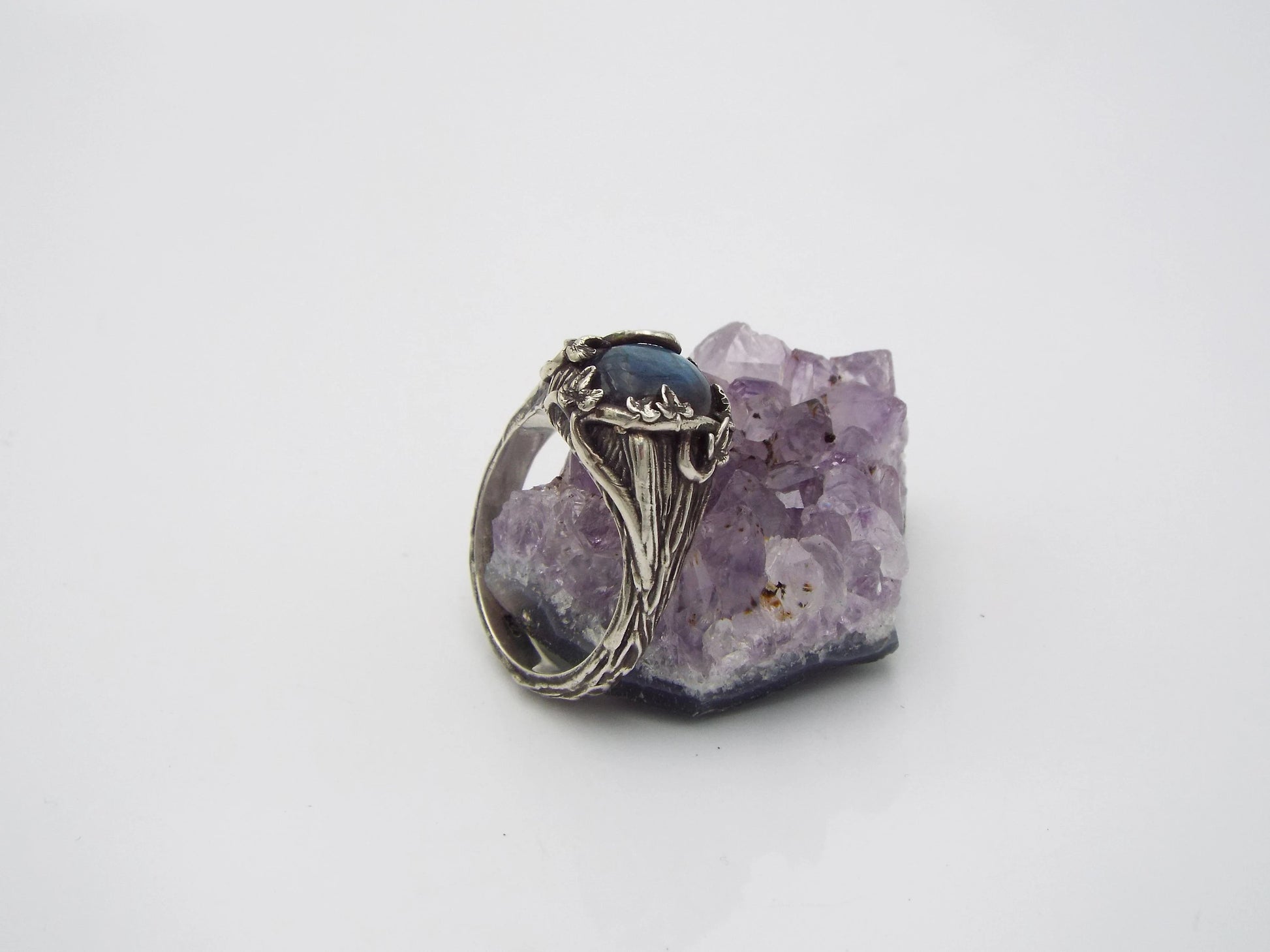 Ivy's Embrace - JF Fantasy Jewelry