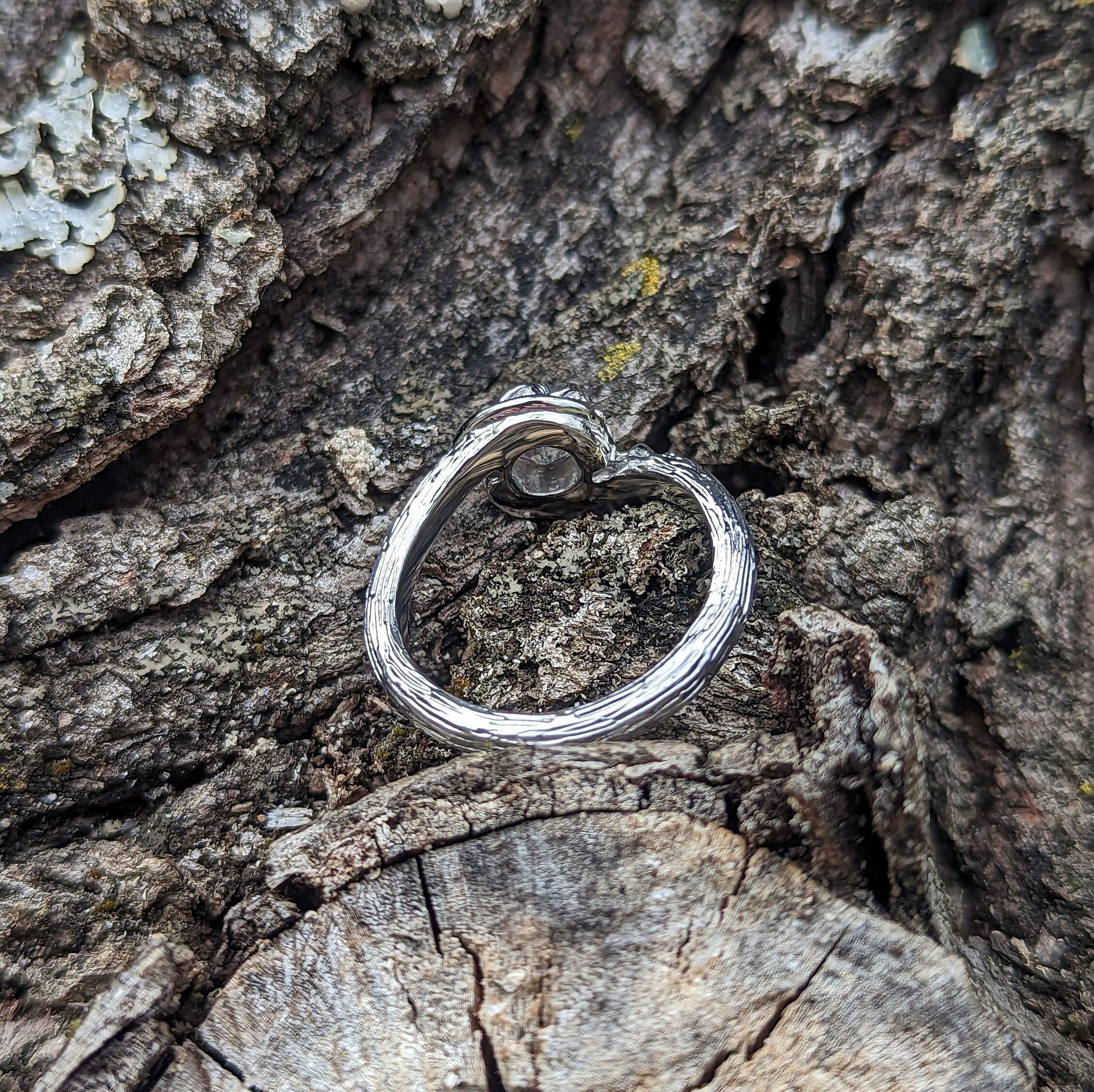 Crown Of Leaves Moissanite Ring - JF Fantasy Jewelry