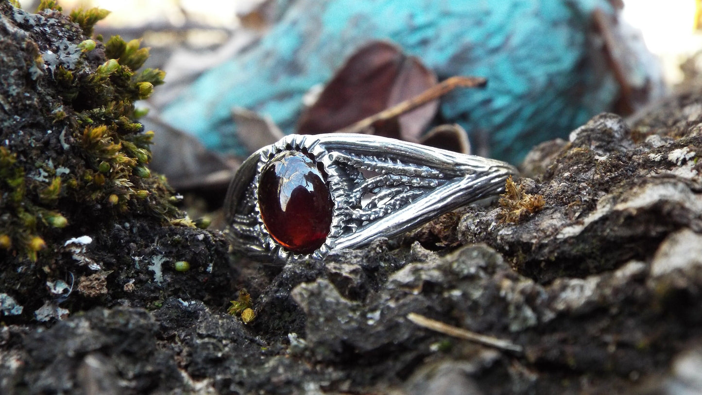 Elegant Garnet Thorn Sterling Silver Ring - JF Fantasy Jewelry