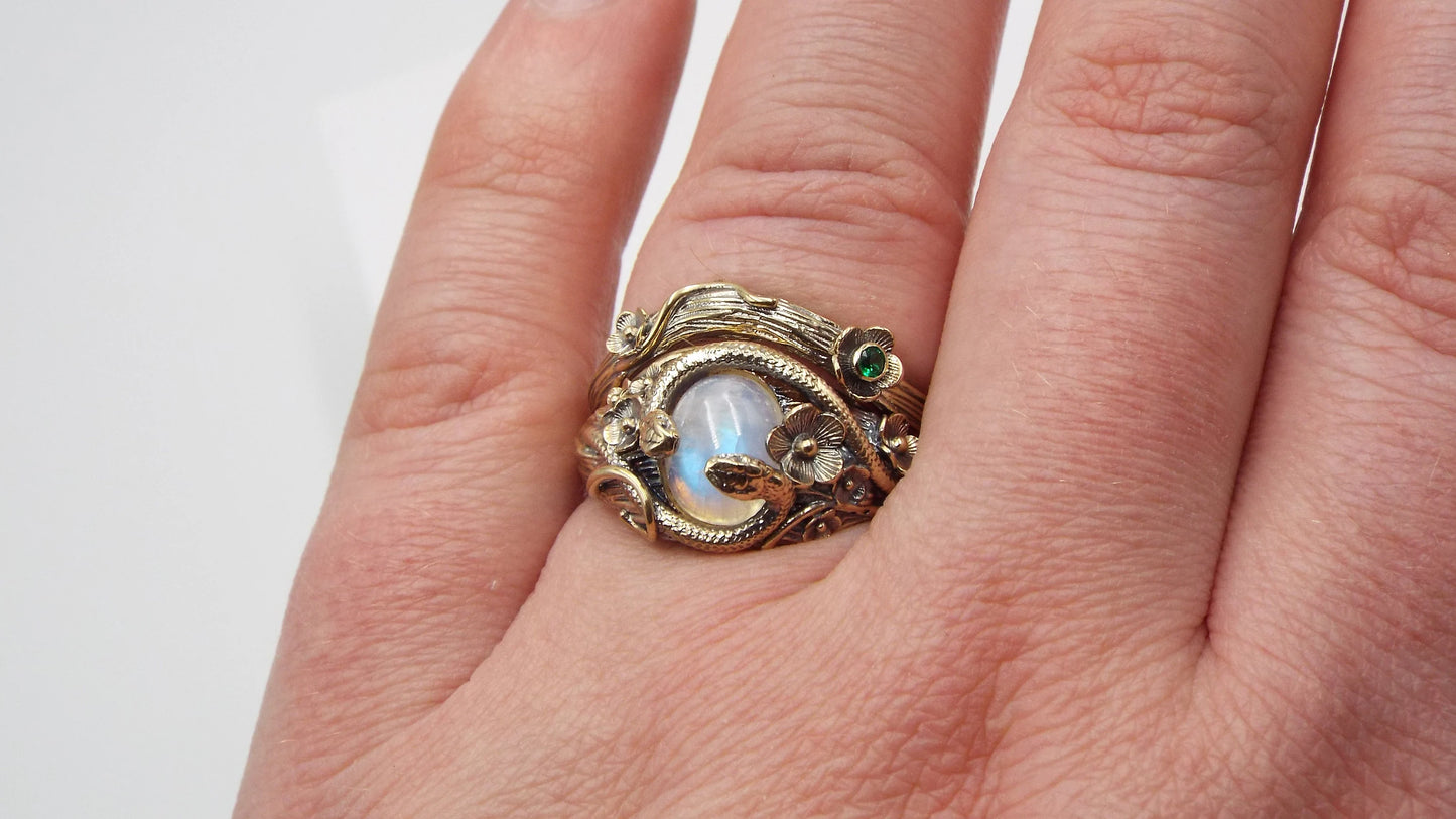 Emerald Golden Curved Flower Band - JF Fantasy Jewelry