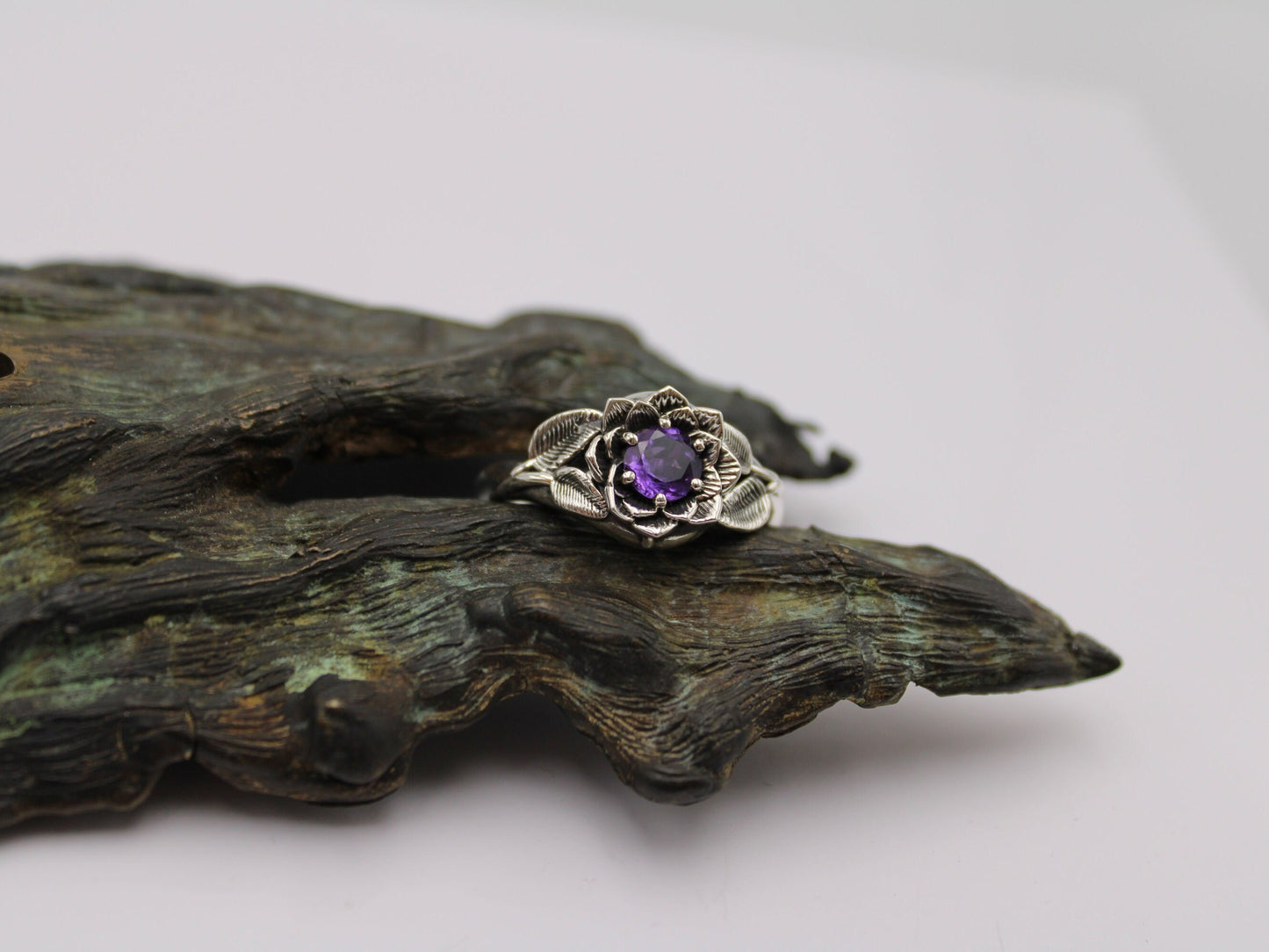 Radiant Bloom - Sterling Silver Amethyst Lotus Ring