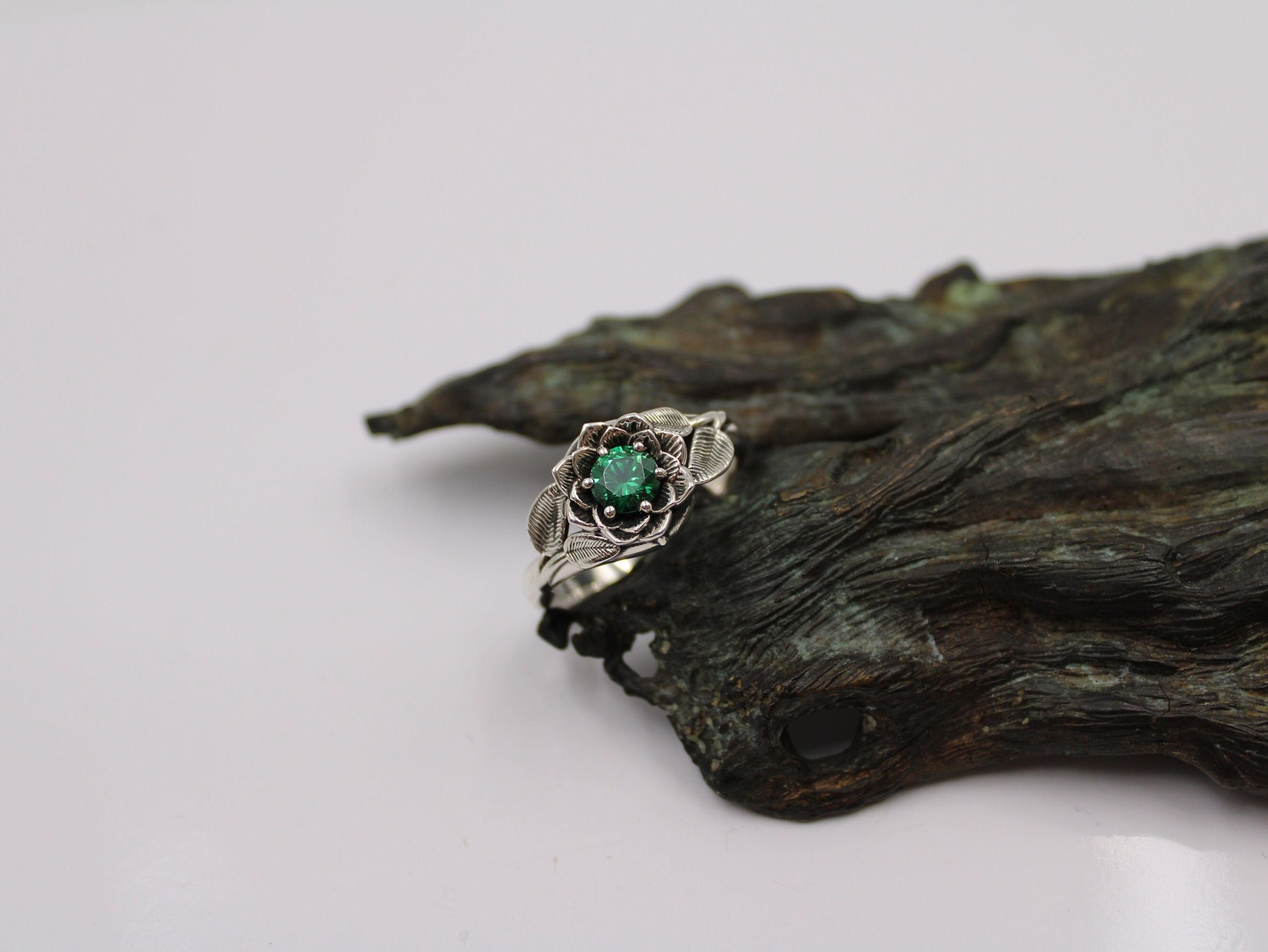 Radiant Bloom Set, Sterling Silver Green CZ Lotus Bridal Set - JF Fantasy Jewelry