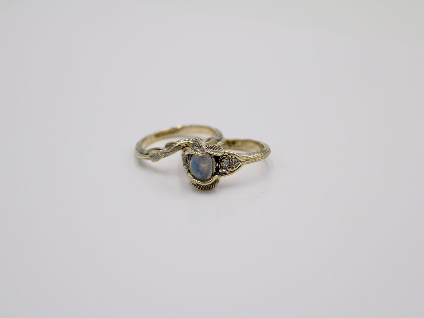 Lotus Leaf Dance Set - Moonstone Lotus Bridal Set