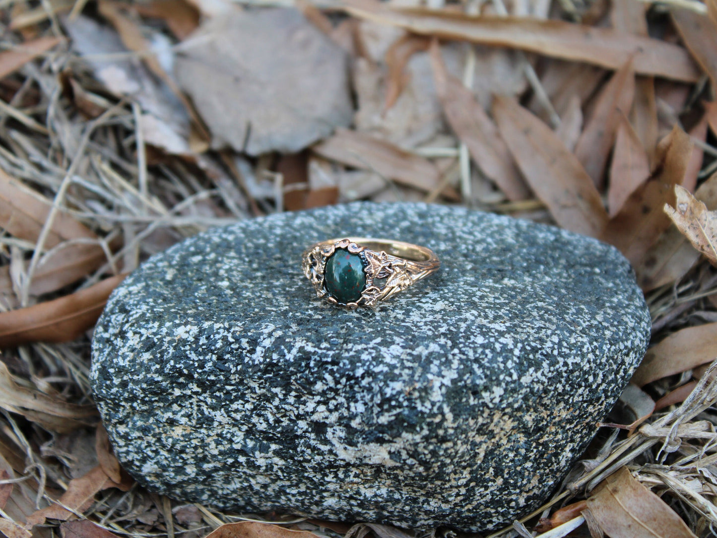 Golden Bloodstone Ivy