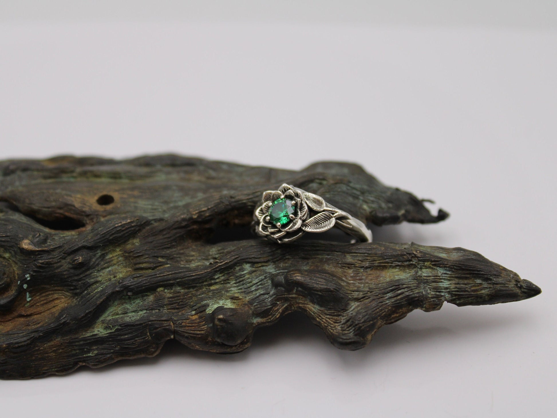 Radiant Bloom Set, Sterling Silver Green CZ Lotus Bridal Set - JF Fantasy Jewelry