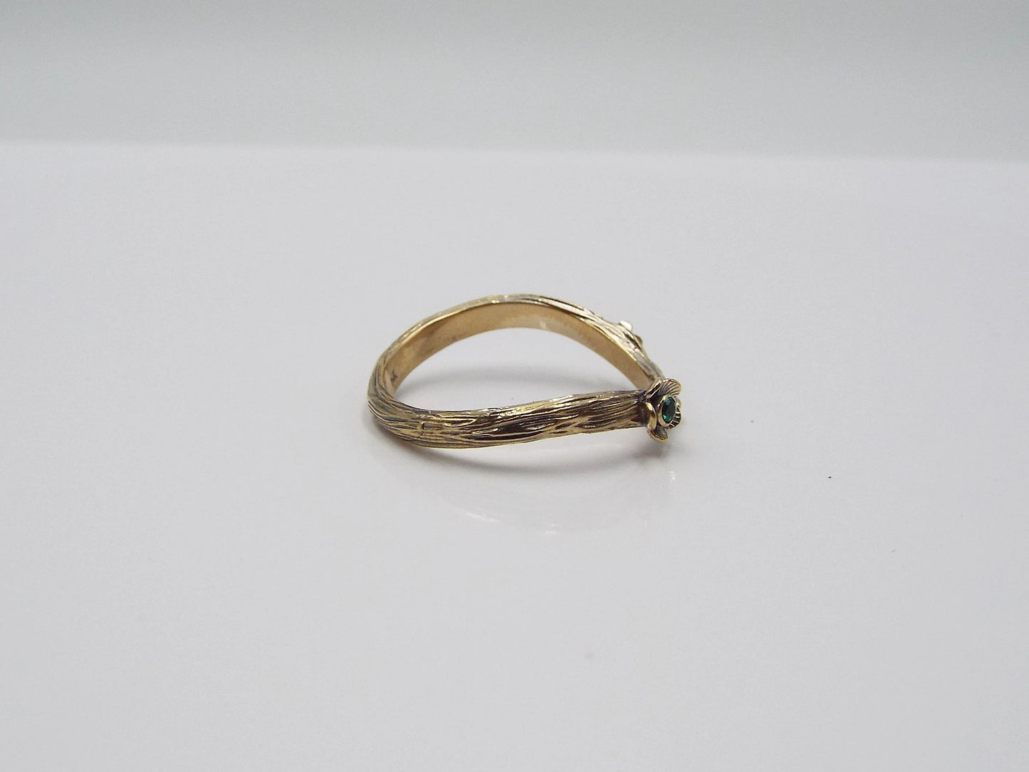 Emerald Golden Curved Flower Band - JF Fantasy Jewelry