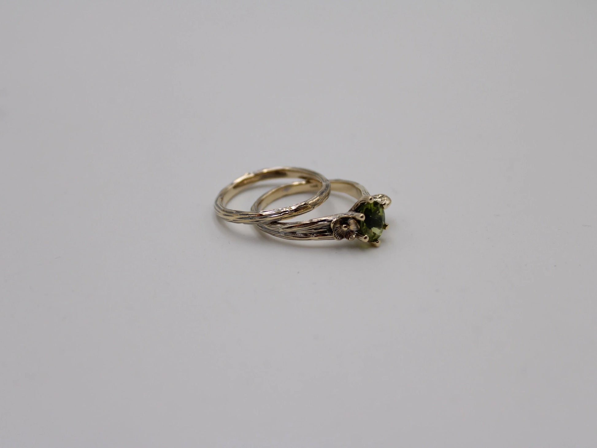 Petals and Shells Set - Peridot Gold Snail Bridal Ring Set - JF Fantasy Jewelry