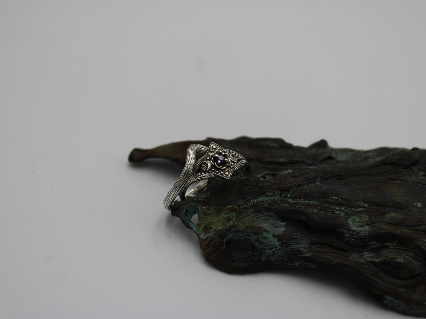 Lunar Bloom - Amethyst Lotus Bridal Set