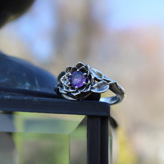 Radiant Bloom - Sterling Silver Amethyst Lotus Ring