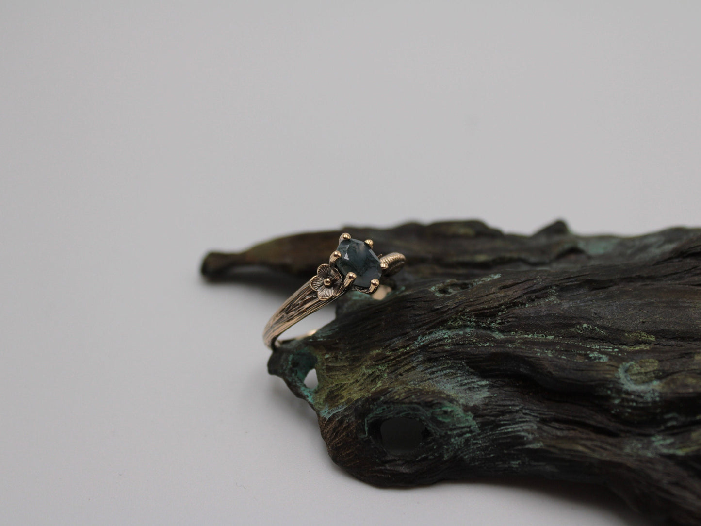Petals and Shells Set - Moss Agate Gold Snail Bridal Ring Set