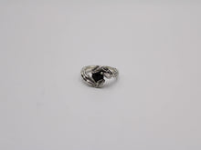 Load image into Gallery viewer, Leafy Trails - Black Onyx Snail Ring
