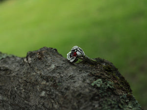 Leafy Trails - Garnet Snail Ring