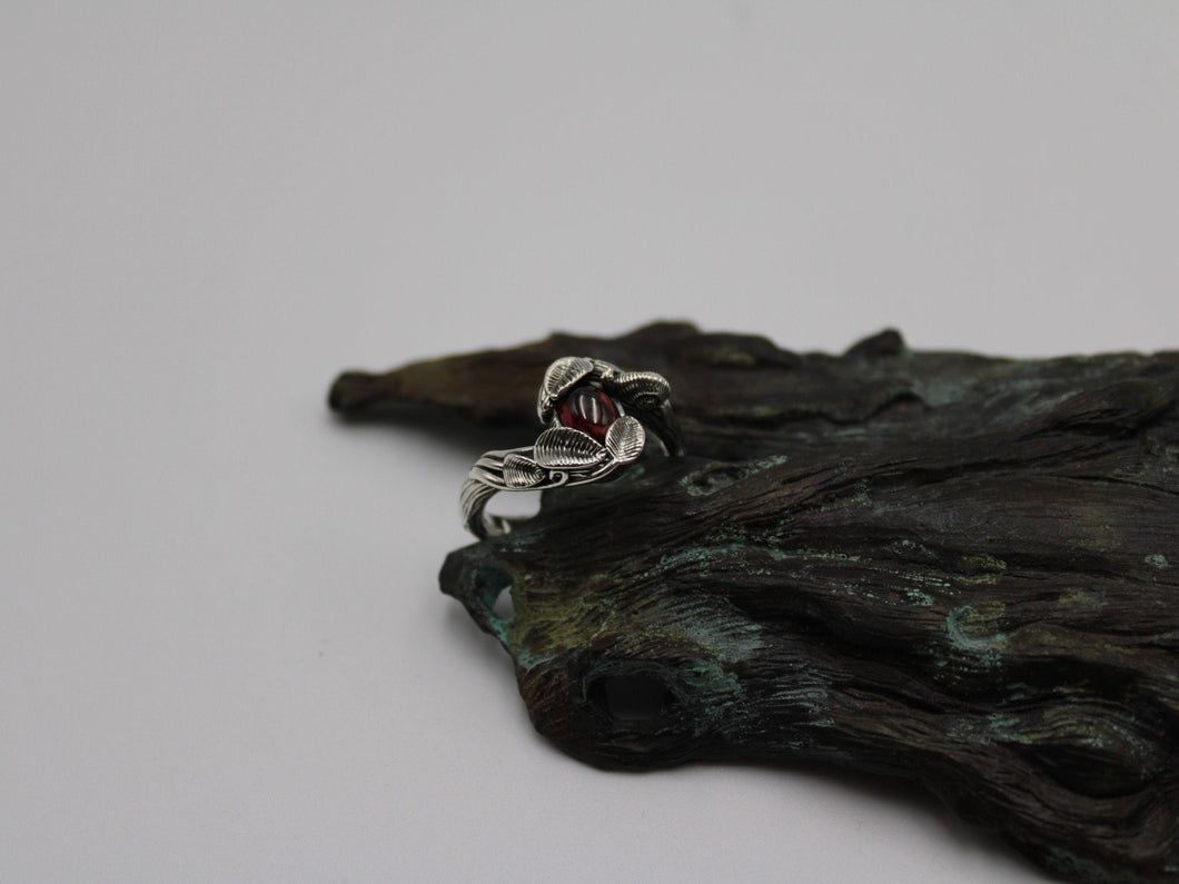 Leafy Trails - Garnet Snail Ring