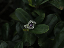 Load image into Gallery viewer, Leafy Trails - Amethyst Snail Ring
