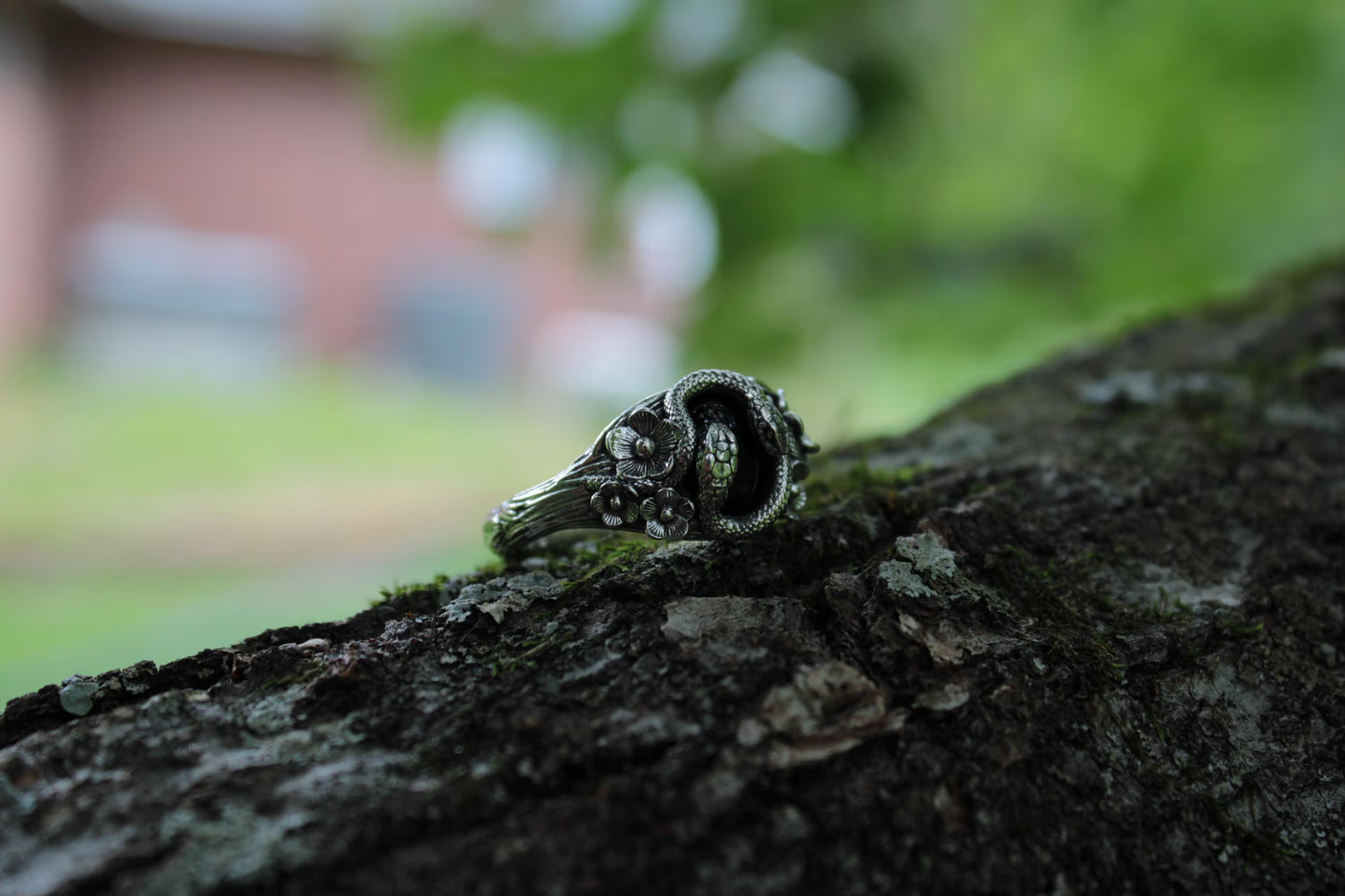 Snake & Bloom Ring – Black Onyx Serpent Ring