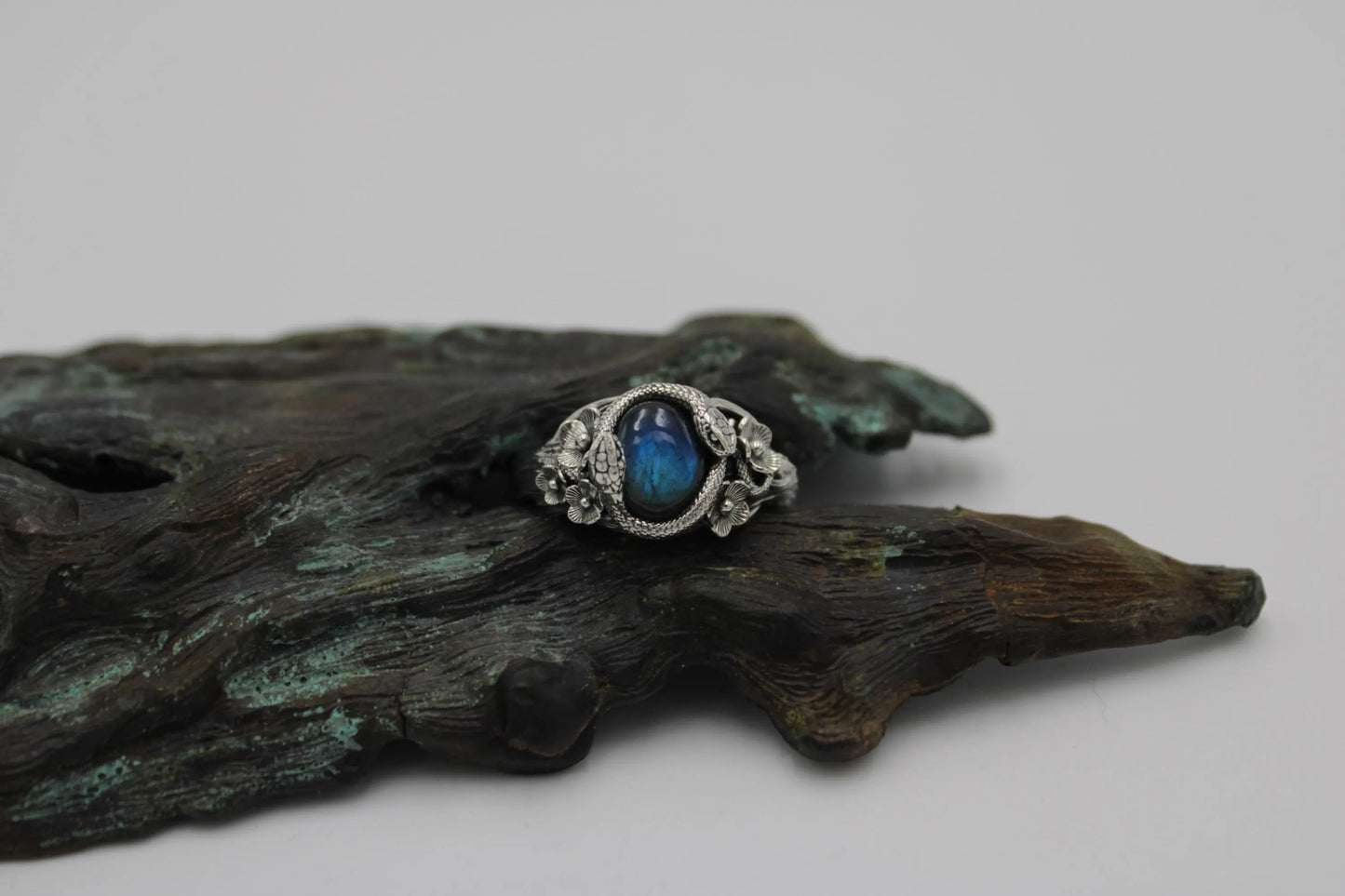 Snake & Bloom Ring – Labradorite Serpent Ring