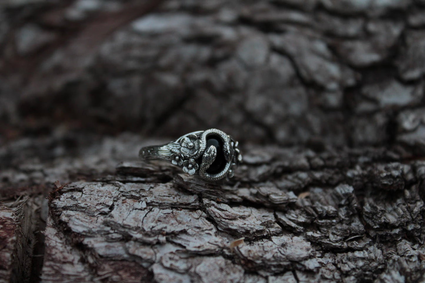 Snake & Bloom Ring – Black Onyx Serpent Ring