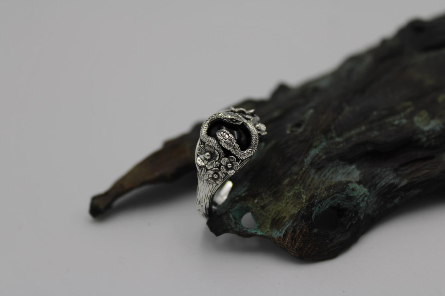 Snake & Bloom Ring – Black Onyx Serpent Ring