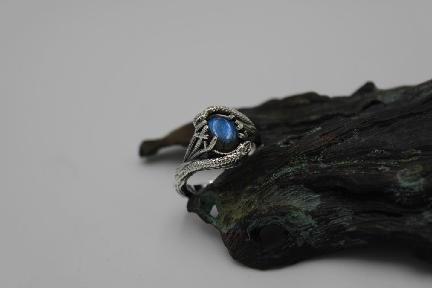 Serpent & Branch Ring - Sterling Silver Labradorite Ring