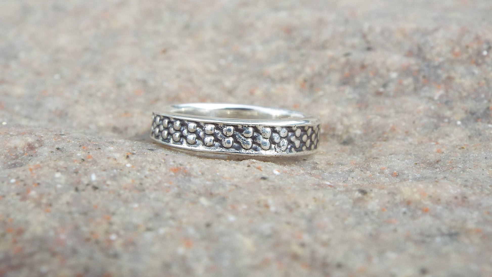 Dragon-scale narrow band - JF Fantasy Jewelry