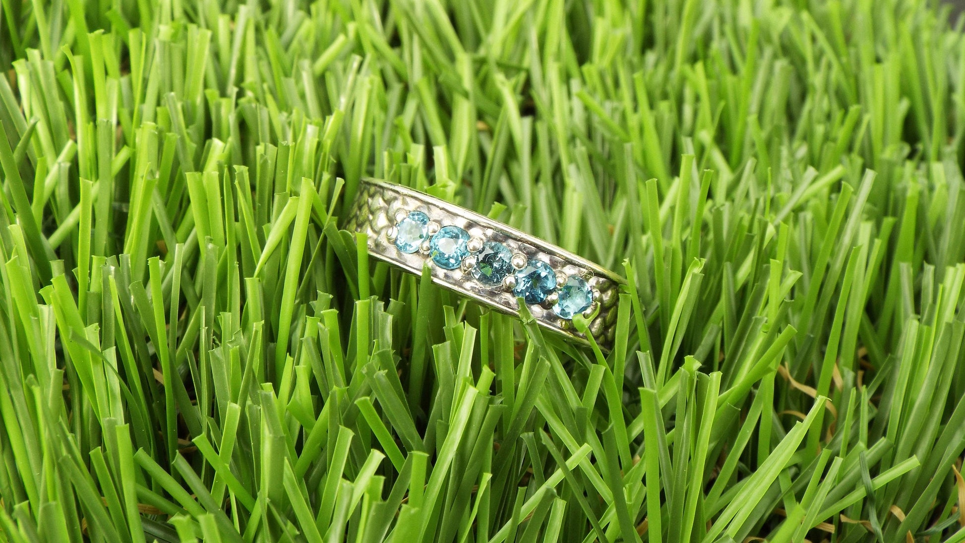 Dragon-scale Topaz band - JF Fantasy Jewelry