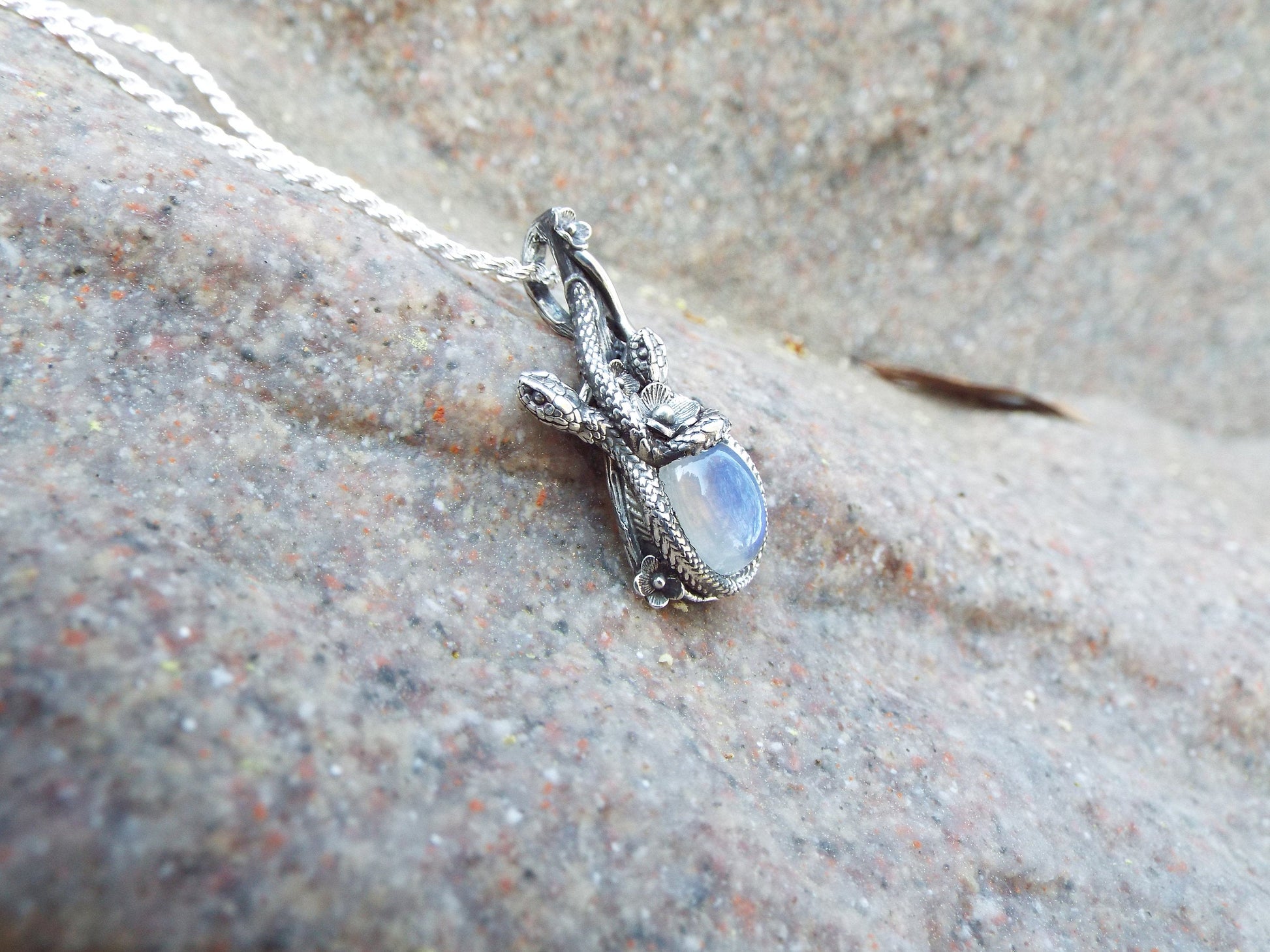 Moonlight Garden Stroll pendant - JF Fantasy Jewelry