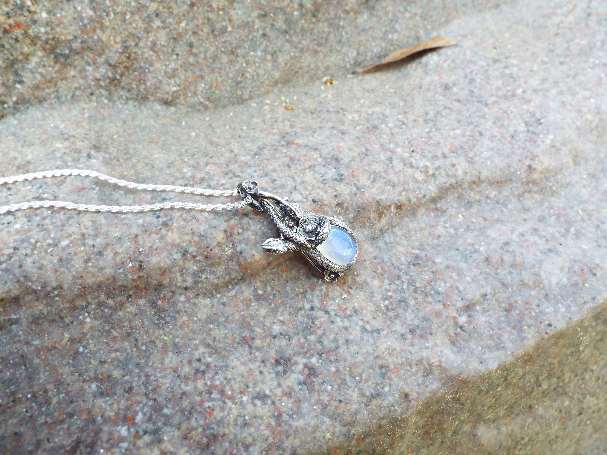 Moonlight Garden Stroll pendant - JF Fantasy Jewelry