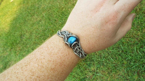 Kraken Labradorite Bracelet - JF Fantasy Jewelry