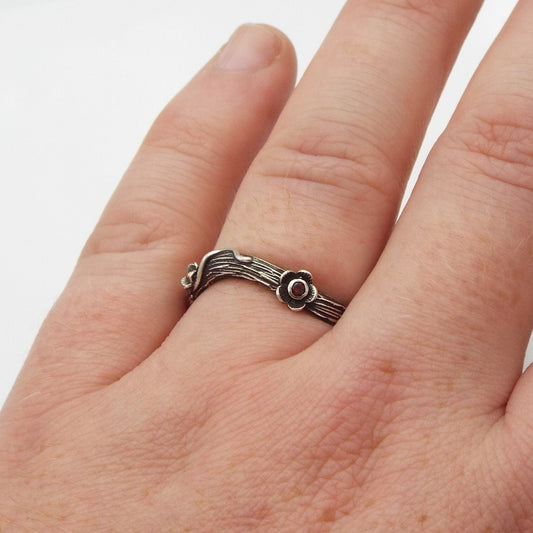 Garnet Flower Curved Band - JF Fantasy Jewelry