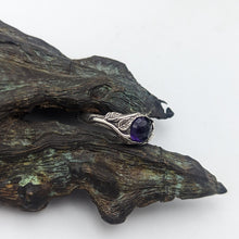 Load image into Gallery viewer, Amethyst Leaf Ring - JF Fantasy Jewelry
