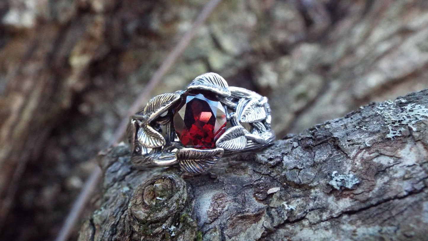Garnet Leaf and Branch Ring - JF Fantasy Jewelry